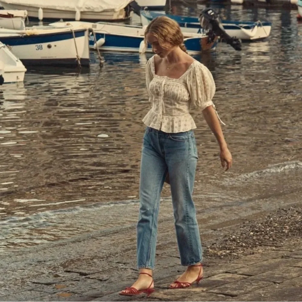 Doen Cream Puff Sleeve Blouse - Picture 2 of 8